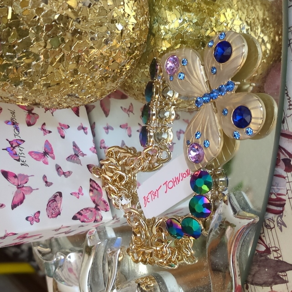Betsey Johnson Buggin Out Butterfly Collar Necklace Multi NWT
